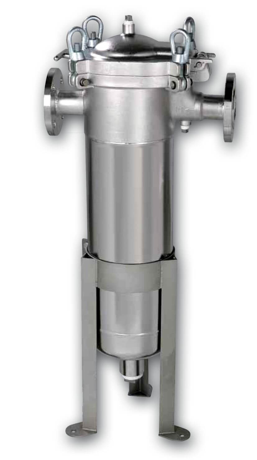 Stainless steel bag filter housings for industrial liquids